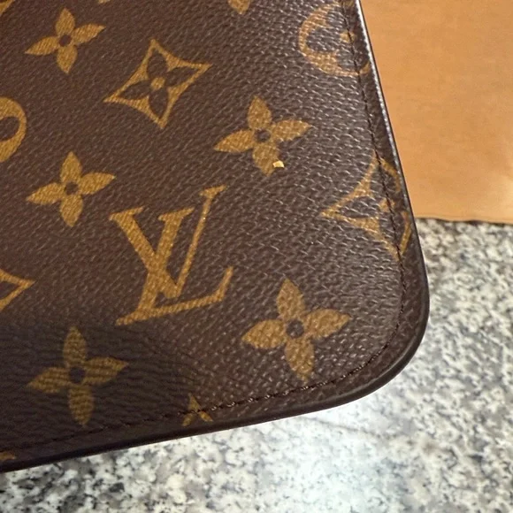 Louis Vuitton Brown and Tan Monogram Pouch Authentic - Picture 9 of 10